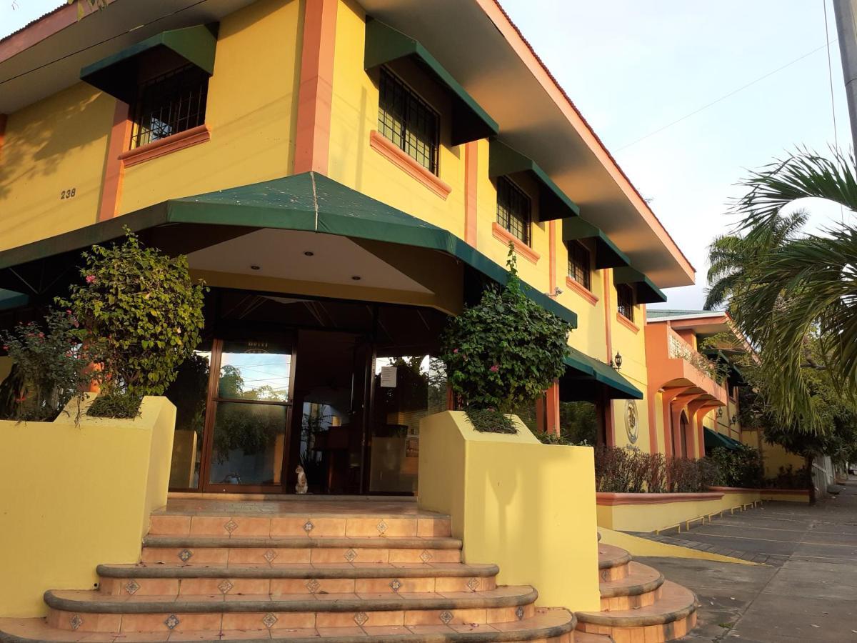 Hotel Brandts Los Robles De San Juan Managua Exterior photo