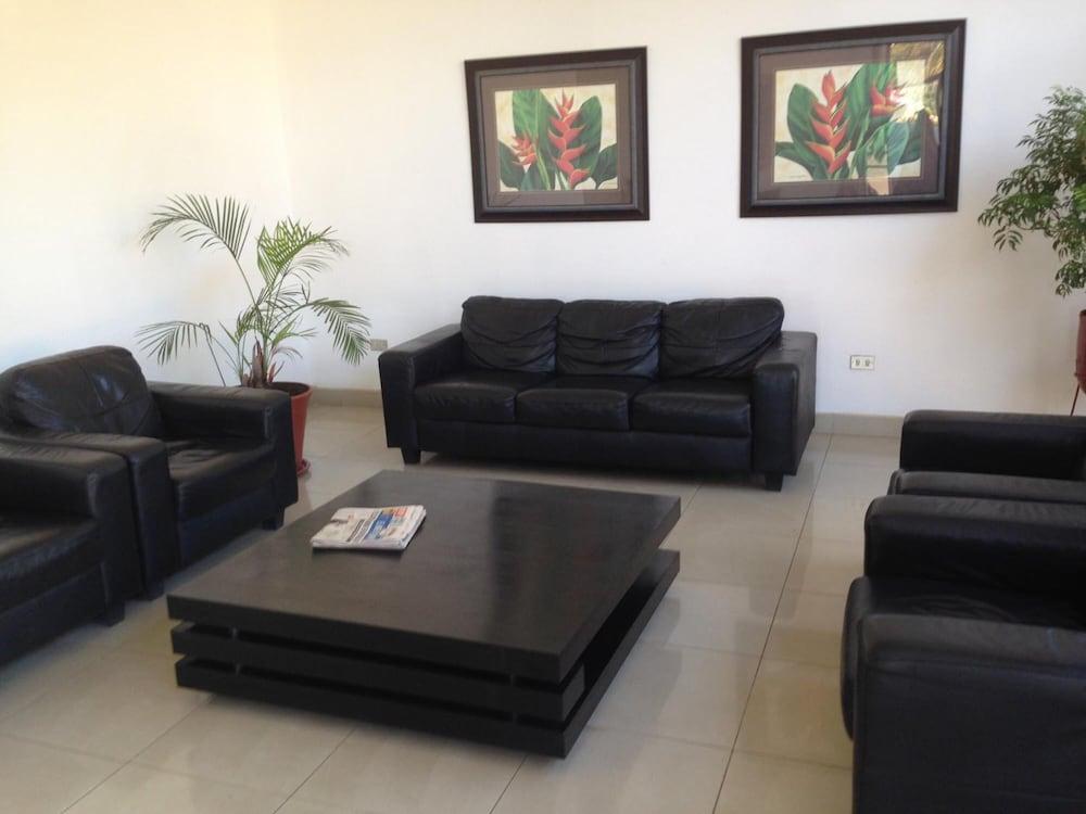 Hotel Brandts Los Robles De San Juan Managua Exterior photo