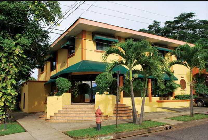 Hotel Brandts Los Robles De San Juan Managua Exterior photo