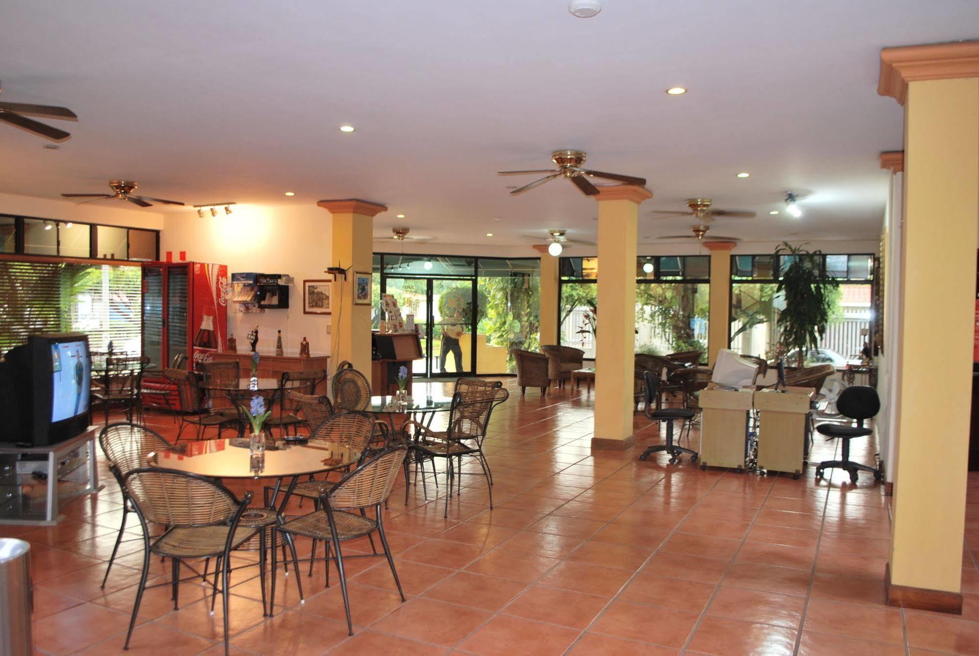 Hotel Brandts Los Robles De San Juan Managua Exterior photo